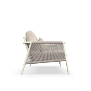 Standard3-two-seater-at-bay